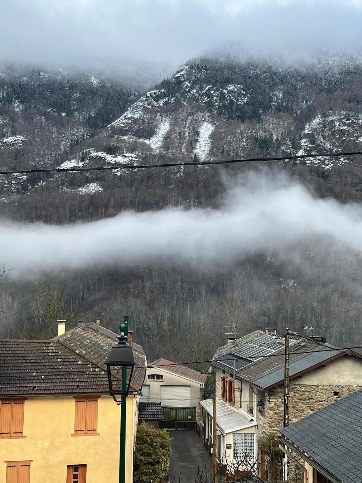 Au Coeur De *